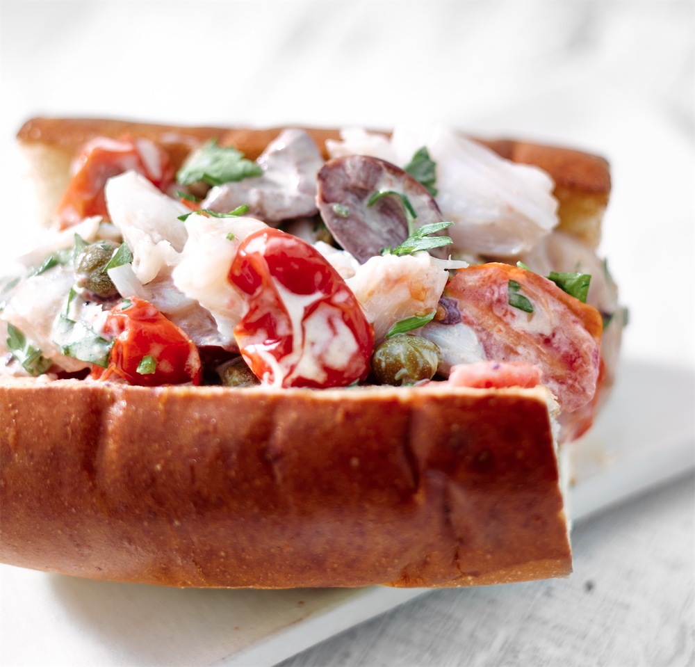 Cod cheeks No lobster Roll.jpg